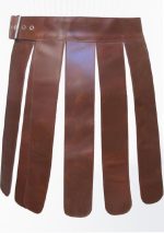 Diseño de falda escocesa de gladiador de cuero corto marrón 38