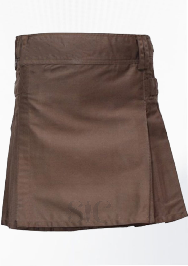 Diseño de falda escocesa utilitaria para mujer en marrón chocolate 1