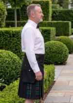 Men's Classic Modern Black Hybrid Kilt Side