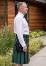 Men's Dark Green Traditional Hybrid Kilt Side