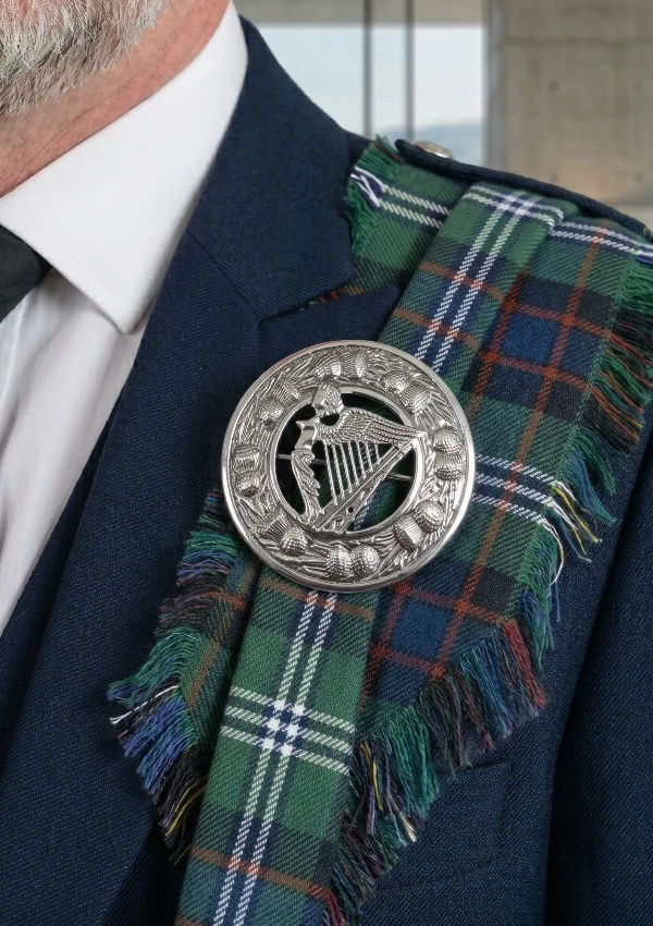 Lady Harp Kilt Fly Plaid Brooch