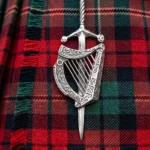 Chrome Harp Kilt Pin