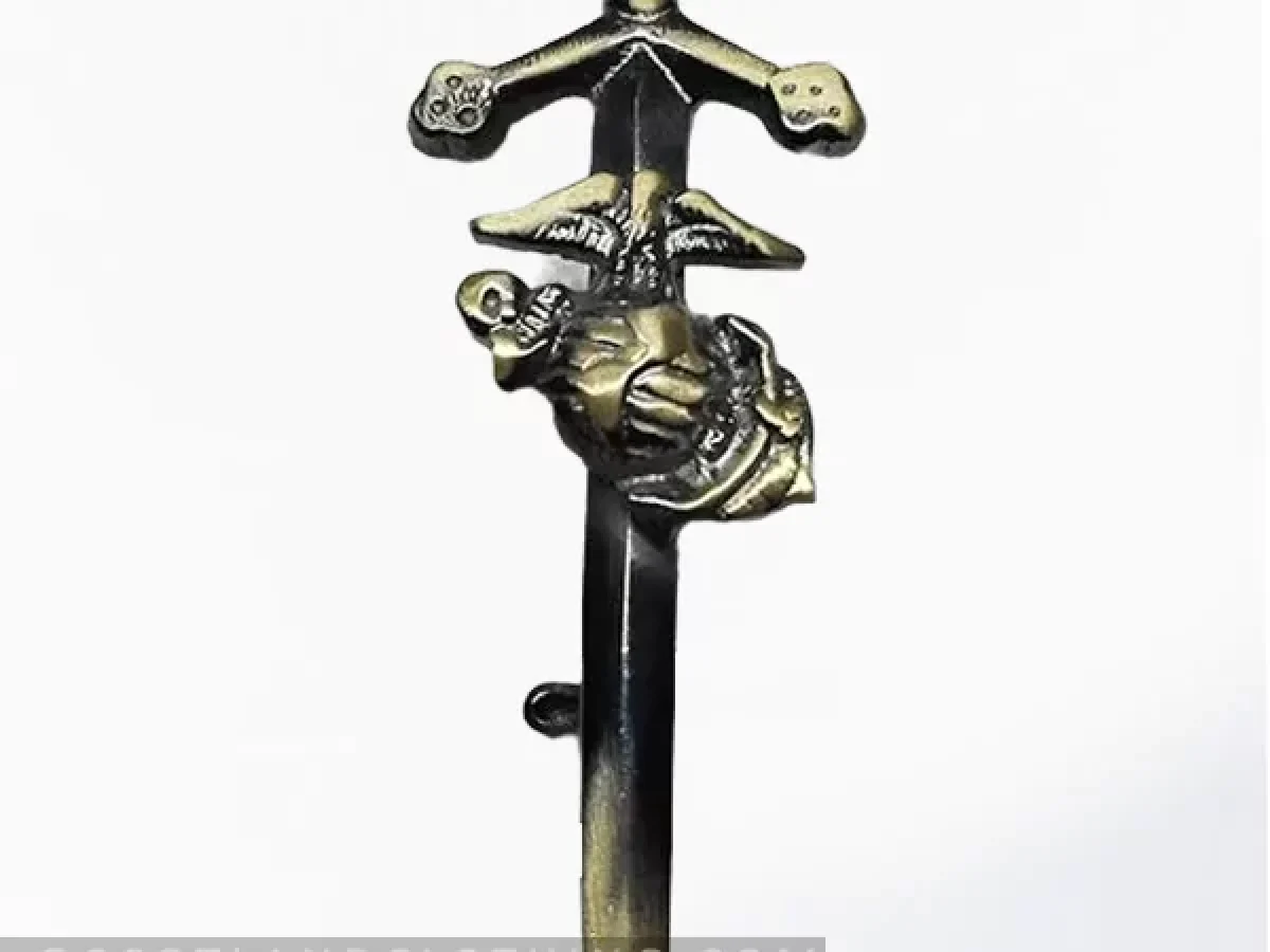 Premium Quality Service Men Kilt Pin