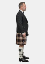Rose Ancient Tartan Kilt Outfit Rechte Seite